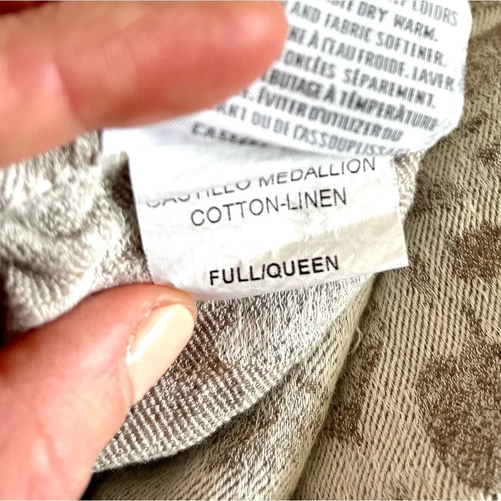 Restoration Hardware Taupe and White Patterned Duvet Cover